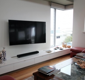 Scarborough TV Unit